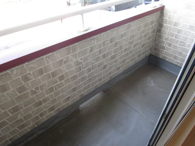 バルコニー　落ち着いた時間を過ごせるバルコニーです