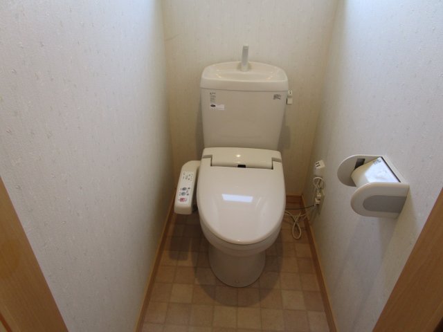 トイレ　シンプルで使いやすいトイレです