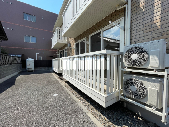 バルコニー　南向きのベランダ