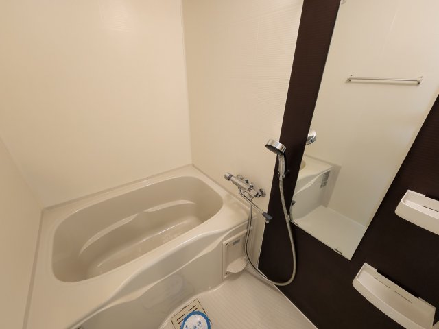 バス・シャワールーム　詳細は、RISUMO江坂本店→06-6155-7137まで♪