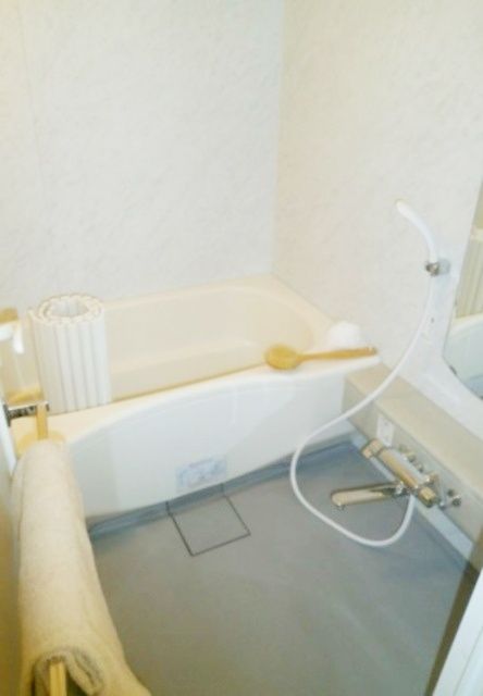 バス・シャワールーム　バスルーム