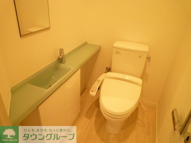 トイレ　Eタイプ2010年2月撮影 同タイプ208号室の写真です。