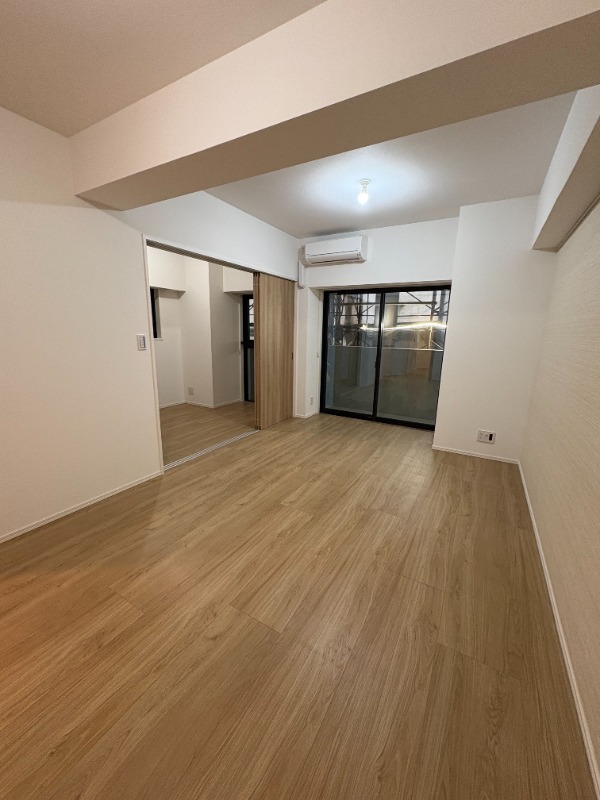 居室・リビング　※別部屋参考写真