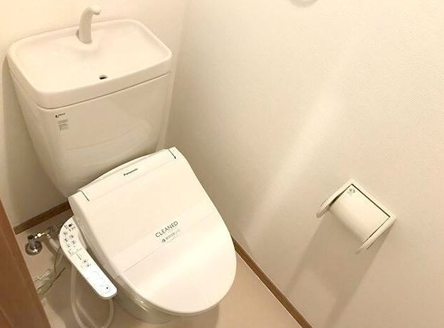 トイレ　※同仕様写真含む
