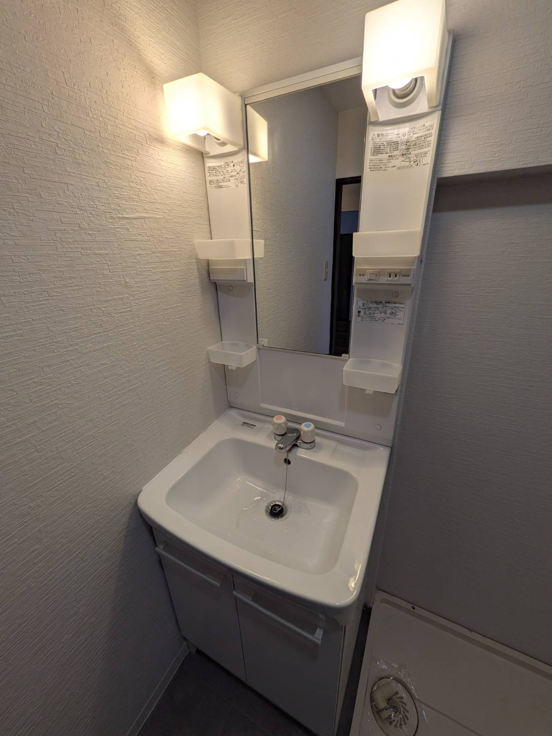 洗面設備　広い洗面スペース