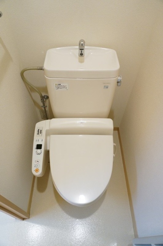 トイレ　図面と現状に相違がある場合には現状を優先