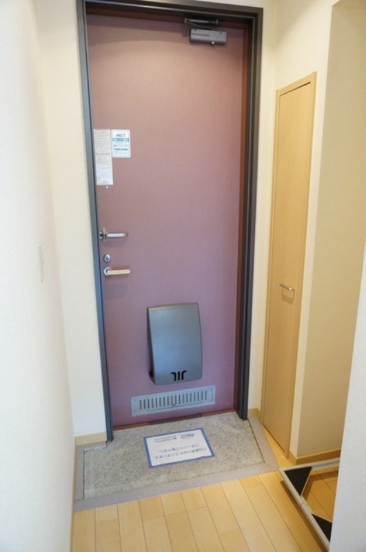 玄関　図面と現状に相違がある場合には現状を優先