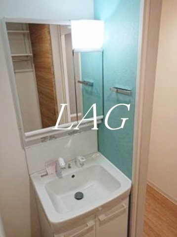 洗面設備　洗面台です。