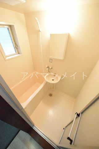 バス・シャワールーム　使いやすいお風呂です