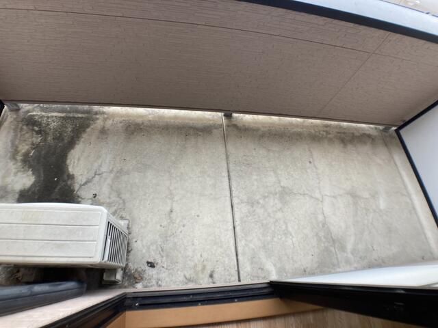 バルコニー　写真は別の部屋のものです。