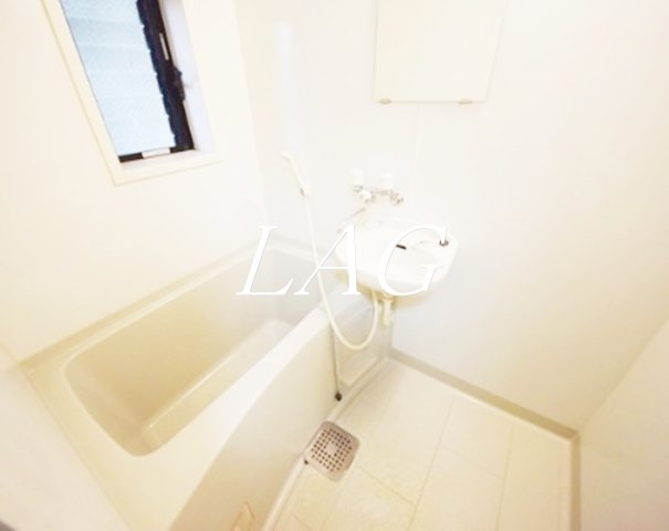 バス・シャワールーム　お風呂です。