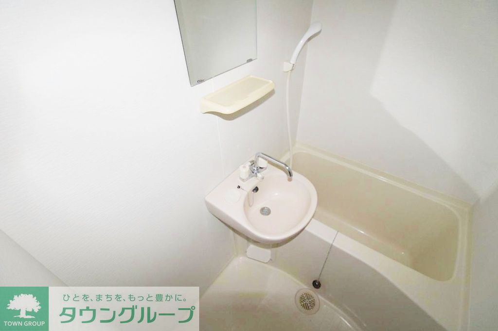 バス・シャワールーム　バスルーム