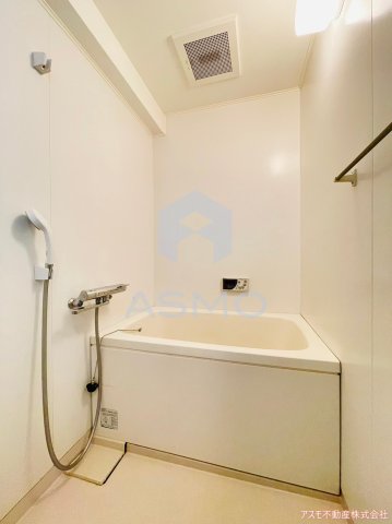 バス・シャワールーム　同マンション別部屋　参考写真