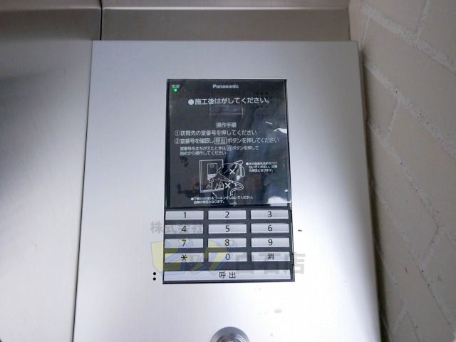 エントランス　人気のオートロック付きマンションです♪