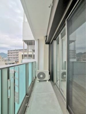 バルコニー　明るいバルコニーです