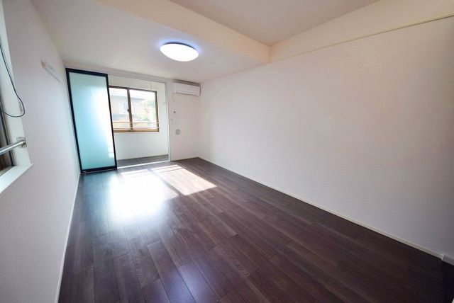 その他部屋・スペース　★綺麗なフローリングのお部屋です♪★