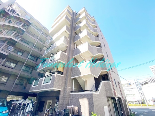 建物外観　鉄筋コンクリートマンションで防音面も安心♪