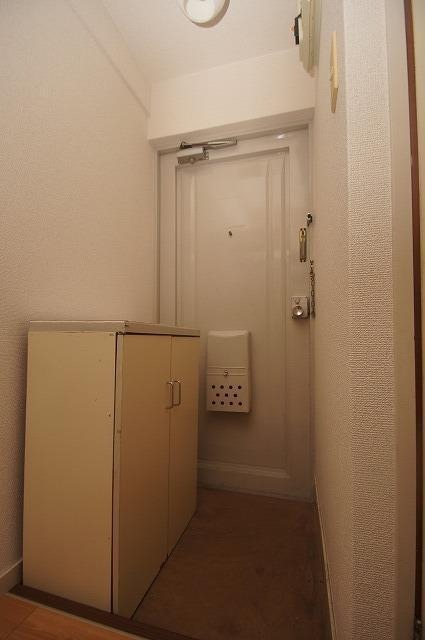 玄関　物件の画像10