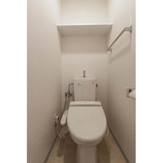 洗面設備　※写真は同タイプ住戸です。