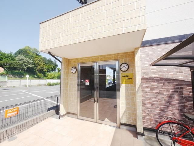 エントランス　★建物入口はこちらです★