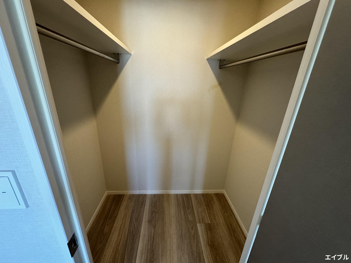 収納　同じ部屋タイプの別部屋の写真です。現況と異なる場合は現況を優