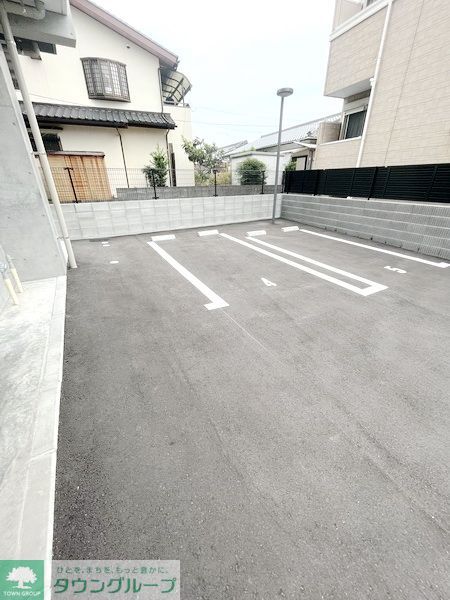 駐車場　駐車場