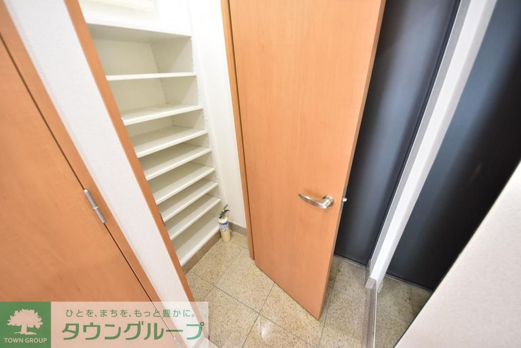 収納　お問合せは(株)タウンハウジングレジデンス事業部　赤坂店・…