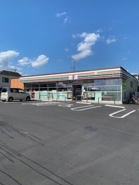 コンビニ　セブンイレブン青梅河辺東店（コンビニ）まで400m