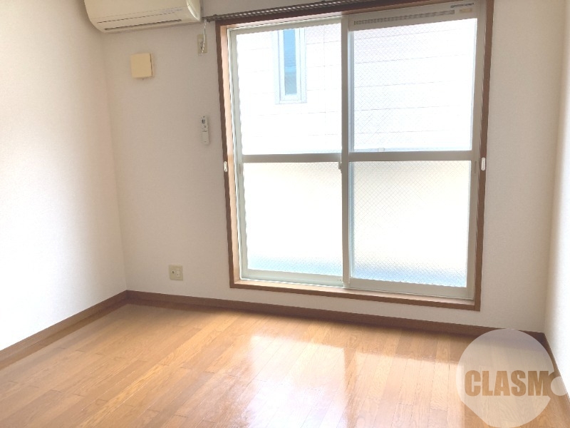 居室・リビング　明るいお部屋です♪