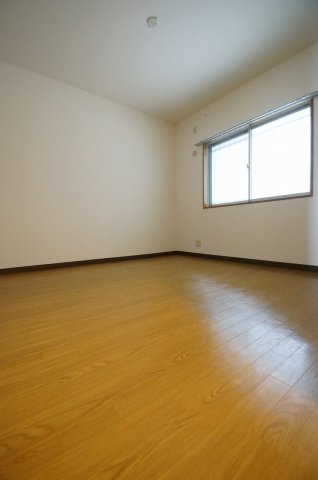 その他部屋・スペース　約6.0帖の洋室です。