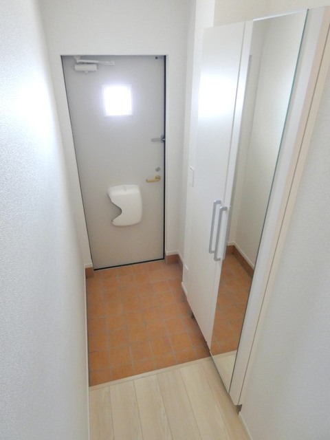 玄関　図面と現状に相違がある場合には現状を優先