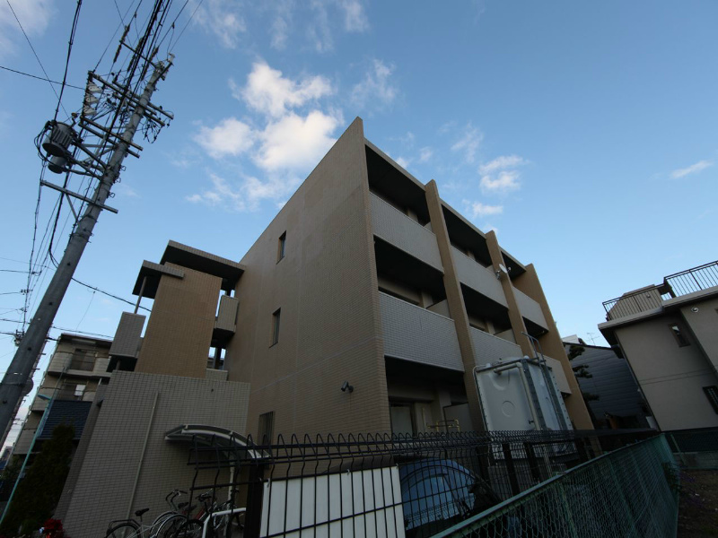 建物外観　外観　オートロック付　防犯カメラ付　家具家電ご用意できます