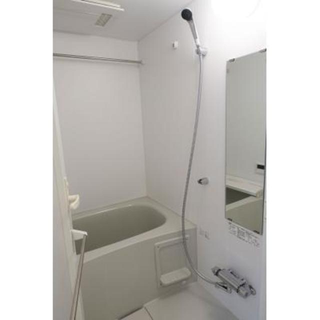 バス・シャワールーム　※写真は同タイプ住戸です。