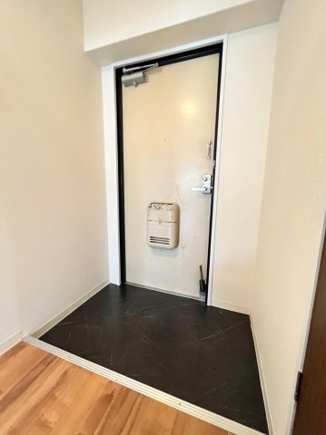 玄関　別号室の画像です。ご参考下さい