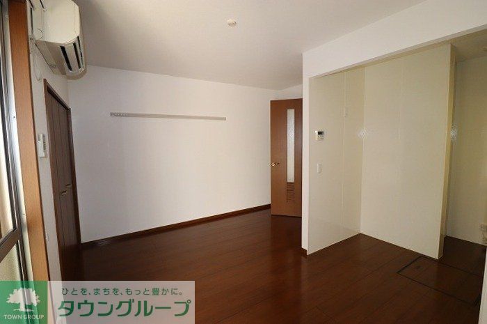 居室・リビング　※別号室参考写真です