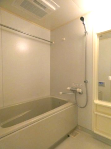 バス・シャワールーム　バス※別部屋参考写真