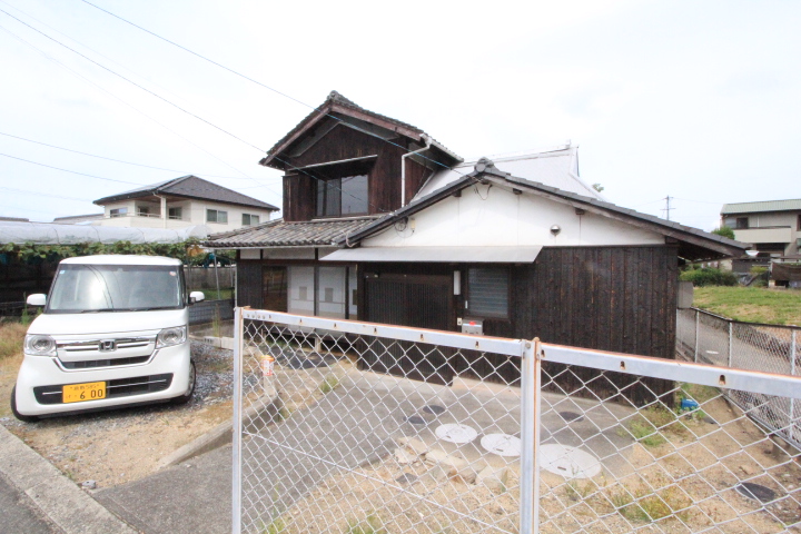 建物外観　林の3LDK戸建て☆