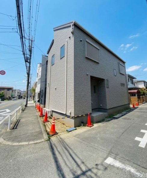 建物外観　記載の電話番号でリアルタイムな空室状況をお伝えいたします