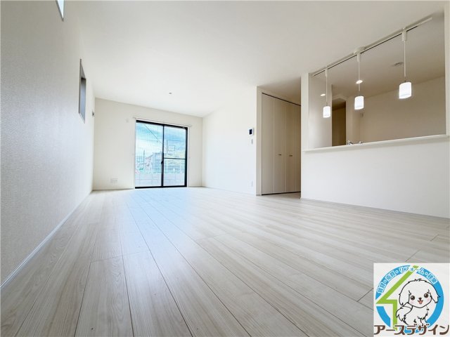 明石市魚住町西岡part4戸建の居間写真