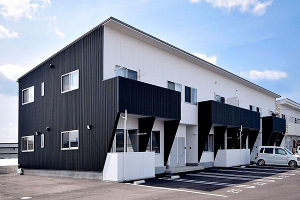 建物外観　ピース・ウィステリア B棟