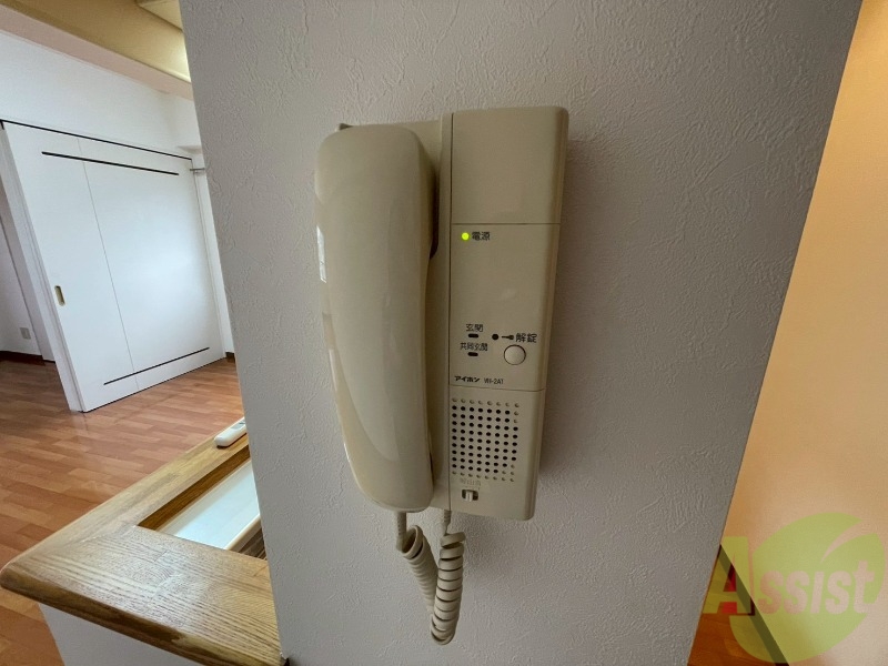 セキュリティ　インターホンは通話ができるので急な訪問があっても安心です。