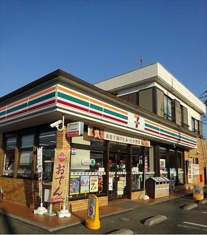 コンビニ　セブンイレブン（コンビニ）まで70m