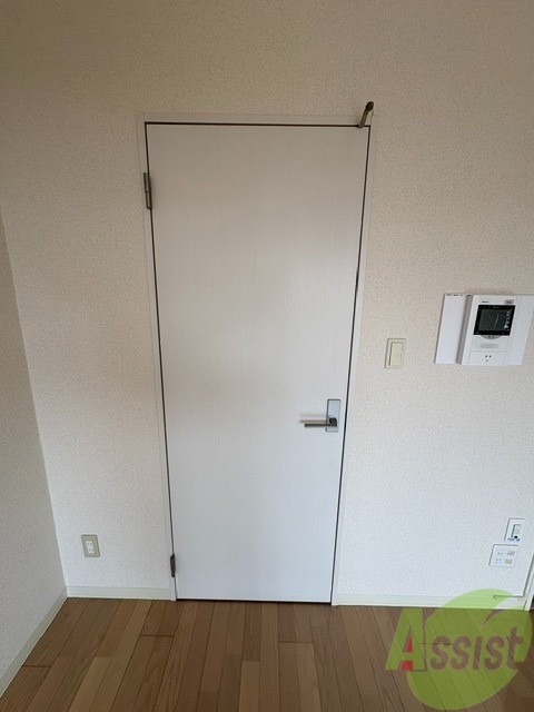 収納　こちらは収納になります。衣類の収納に便利ですね。
