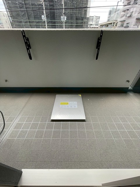 バルコニー　こちらバルコニーです