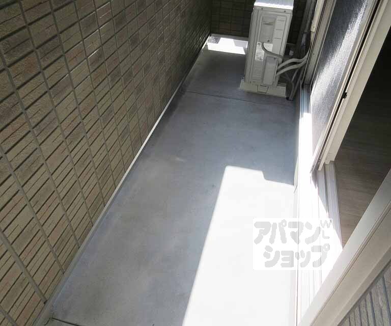 バルコニー　充分な広さのバルコニーです