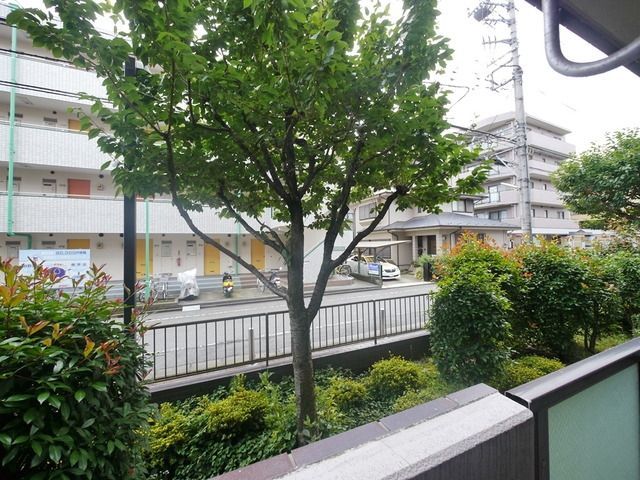 眺望　★1階バルコニーからの景色です★