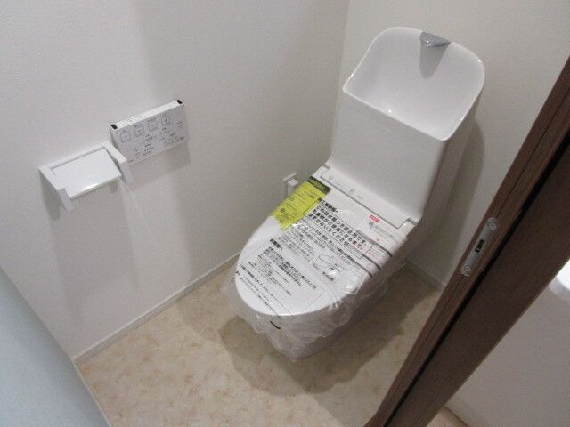 東急池上線 池上駅 徒歩13分 3階建 築1年のトイレ写真