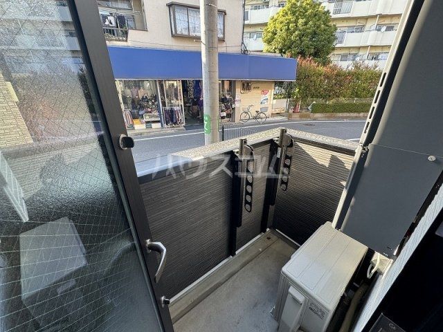バルコニー