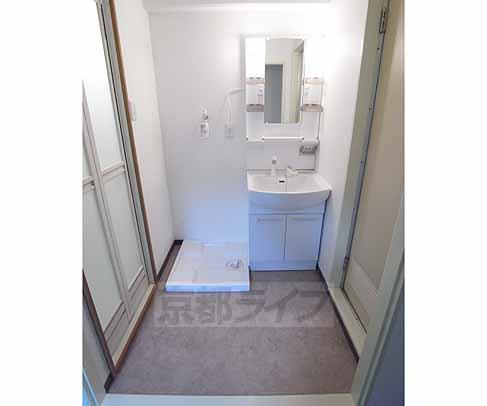 洗面設備　脱衣所はしっかりありますよ