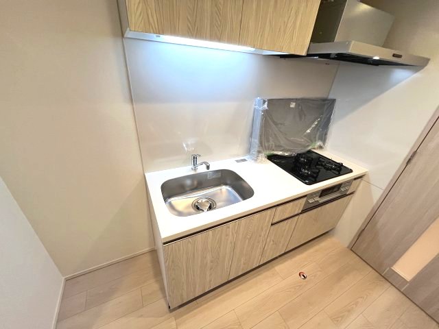キッチン　写真は、他部屋の同間取りです(現況優先)